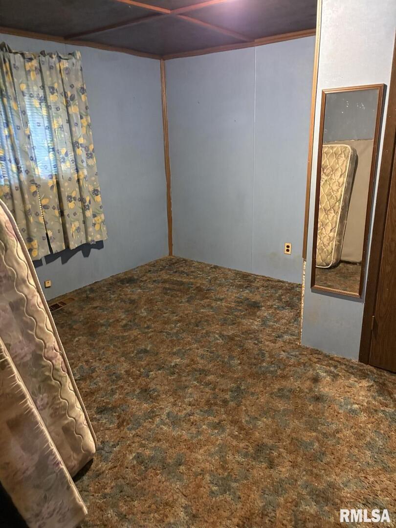 1606 West Faust Street Marion, IL 62959 - Photo 22 of 29 a view of an empty room