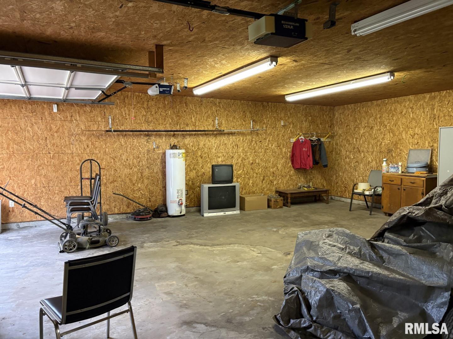 1606 West Faust Street Marion, IL 62959 - Photo 27 of 29 a view of a room with gym equipment