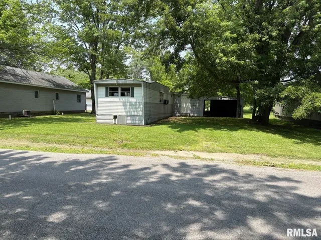 $119,900 | 1606 West Faust Street, Marion, IL 62959