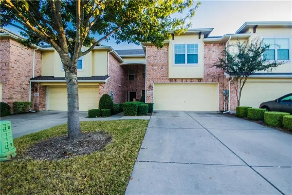$2,300 | 10371 Darkwood Drive, Frisco, TX 75035