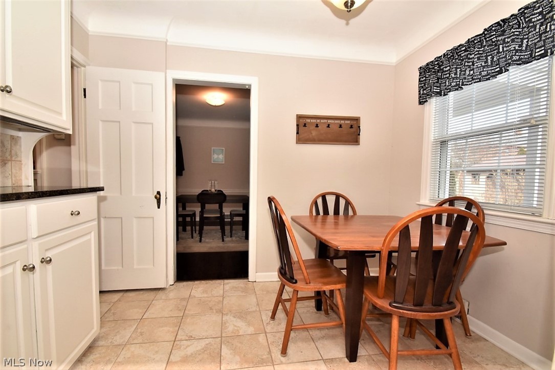 2551 Saybrook Road Cleveland, OH 44118 - Photo 13 of 30 Gallery Image 13