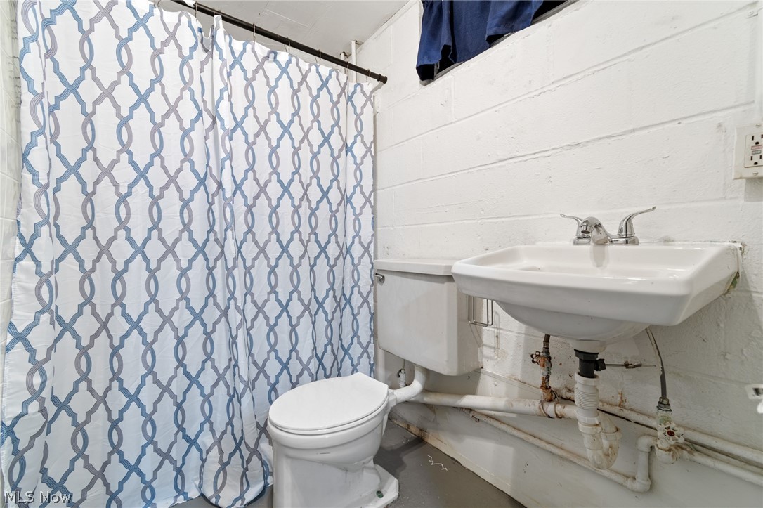 330 Leeds Street Akron, OH 44305 - Photo 24 of 33 Gallery Image 24