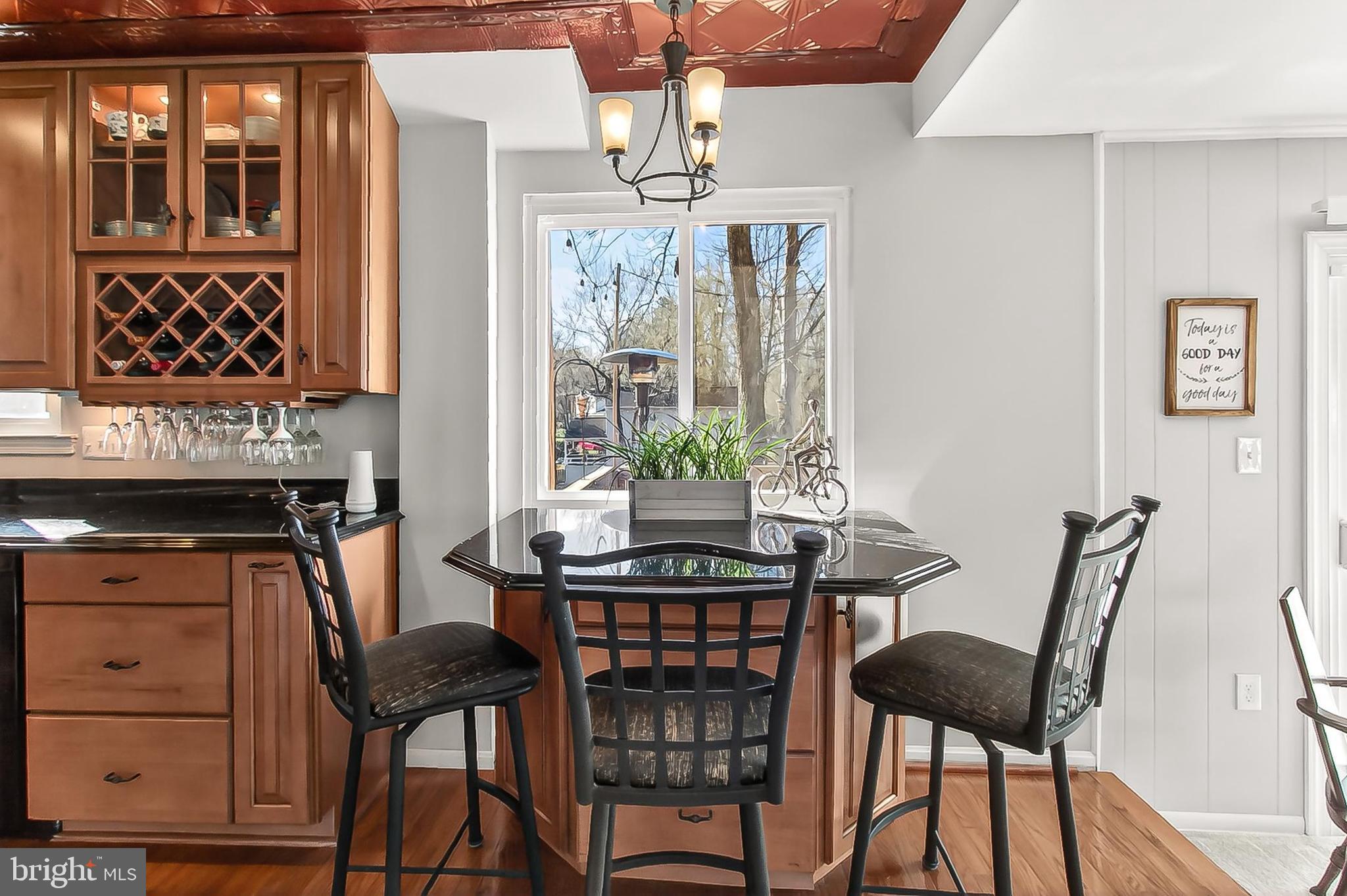 9056 Brook Ford Road Burke, VA 22015 - Photo 15 of 56 Breakfast cabinet with table stays -