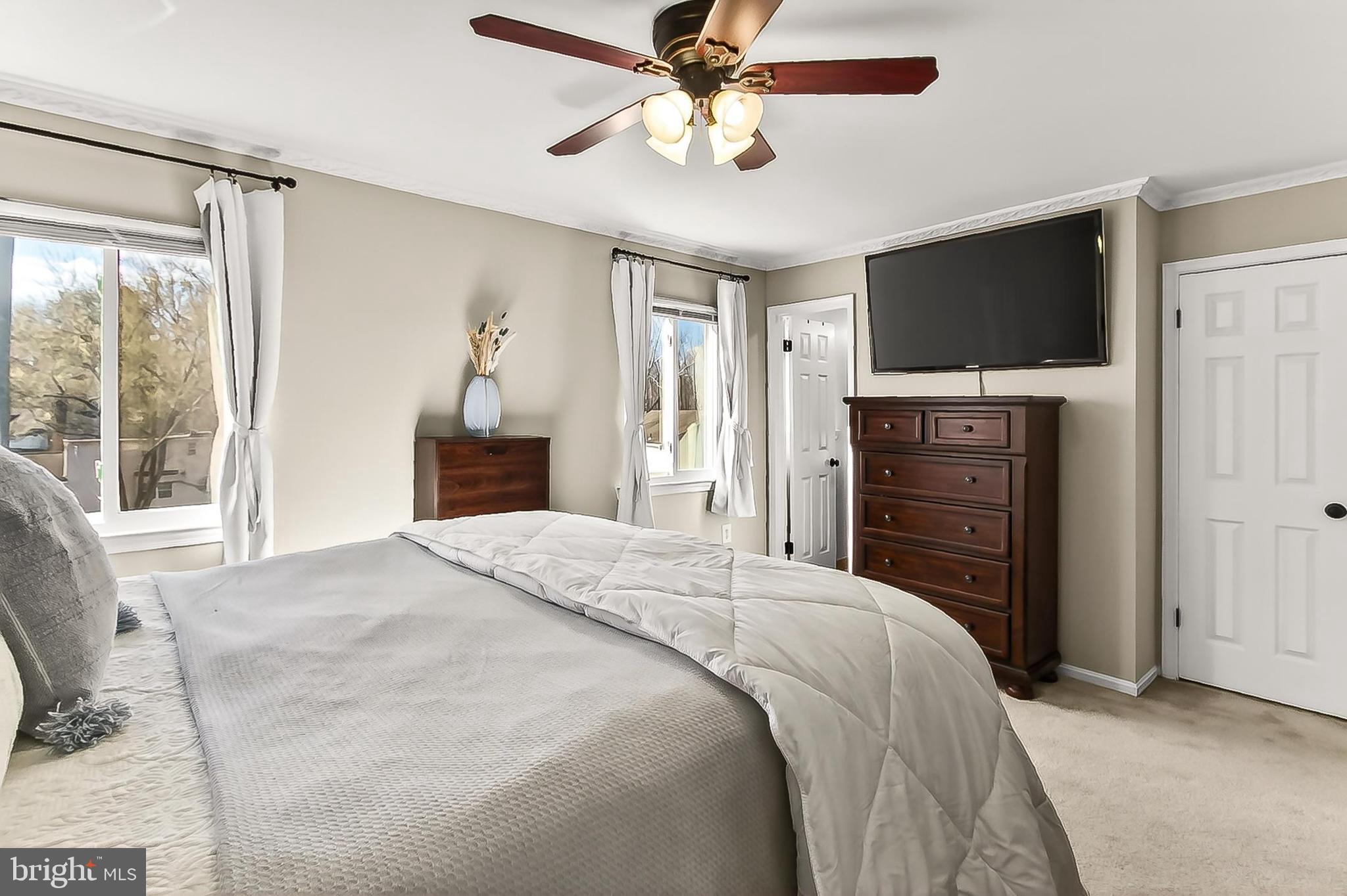 9056 Brook Ford Road Burke, VA 22015 - Photo 24 of 56 Bright Primary bedroom