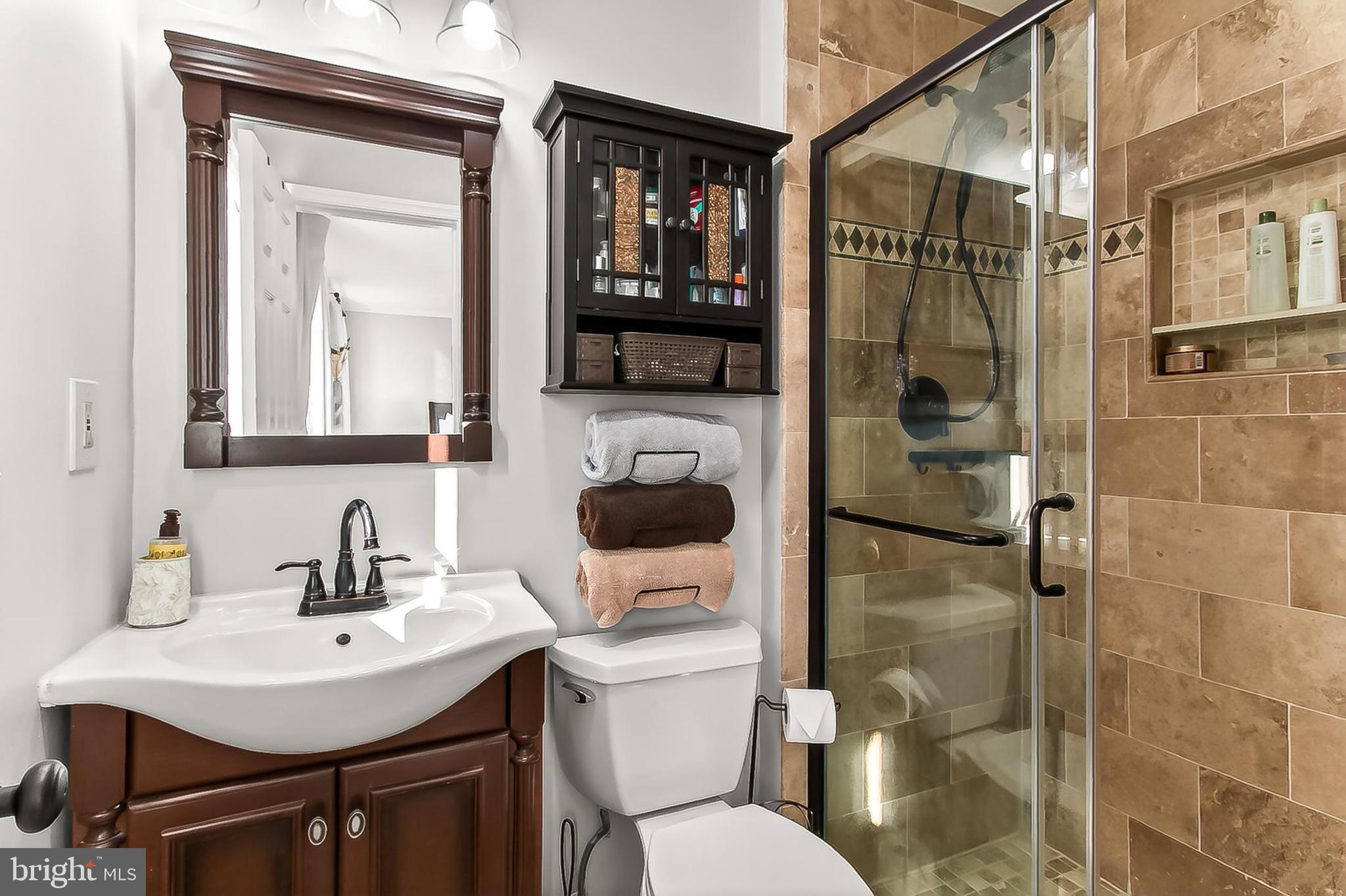 9056 Brook Ford Road Burke, VA 22015 - Photo 25 of 56 Primary Newer shower bath