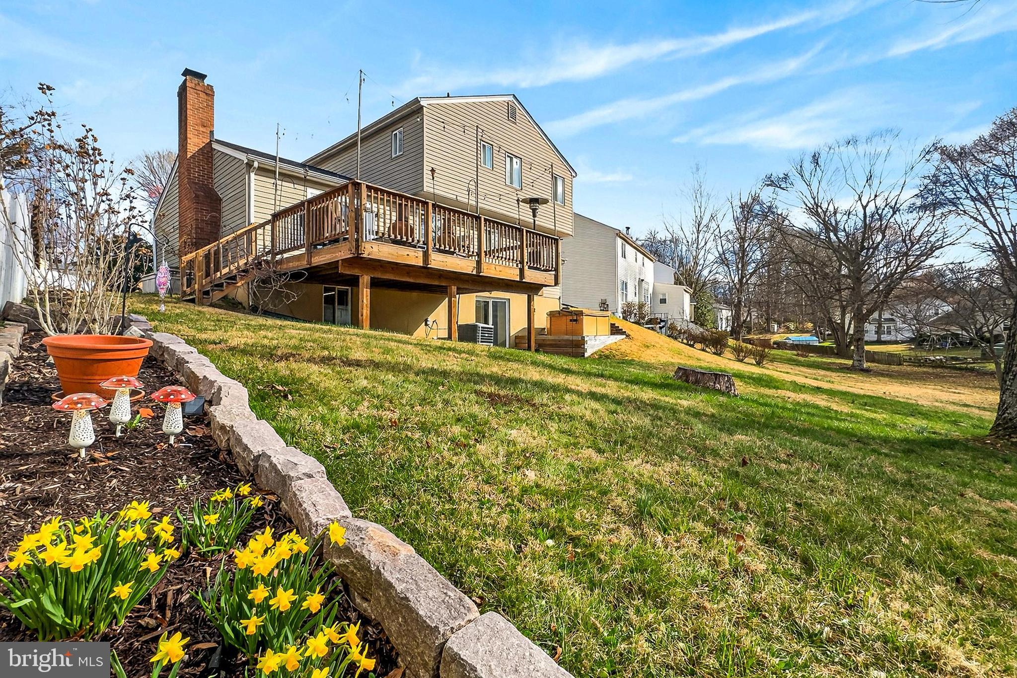 9056 Brook Ford Road Burke, VA 22015 - Photo 47 of 56 Any garden will work in this yard