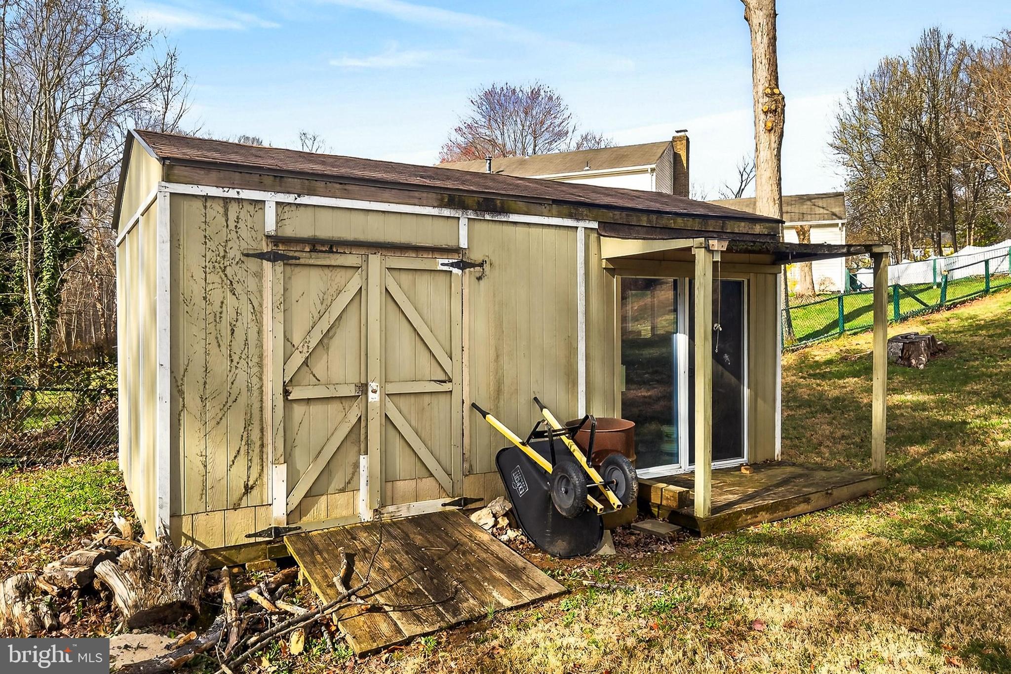9056 Brook Ford Road Burke, VA 22015 - Photo 48 of 56 Shed at rear of property