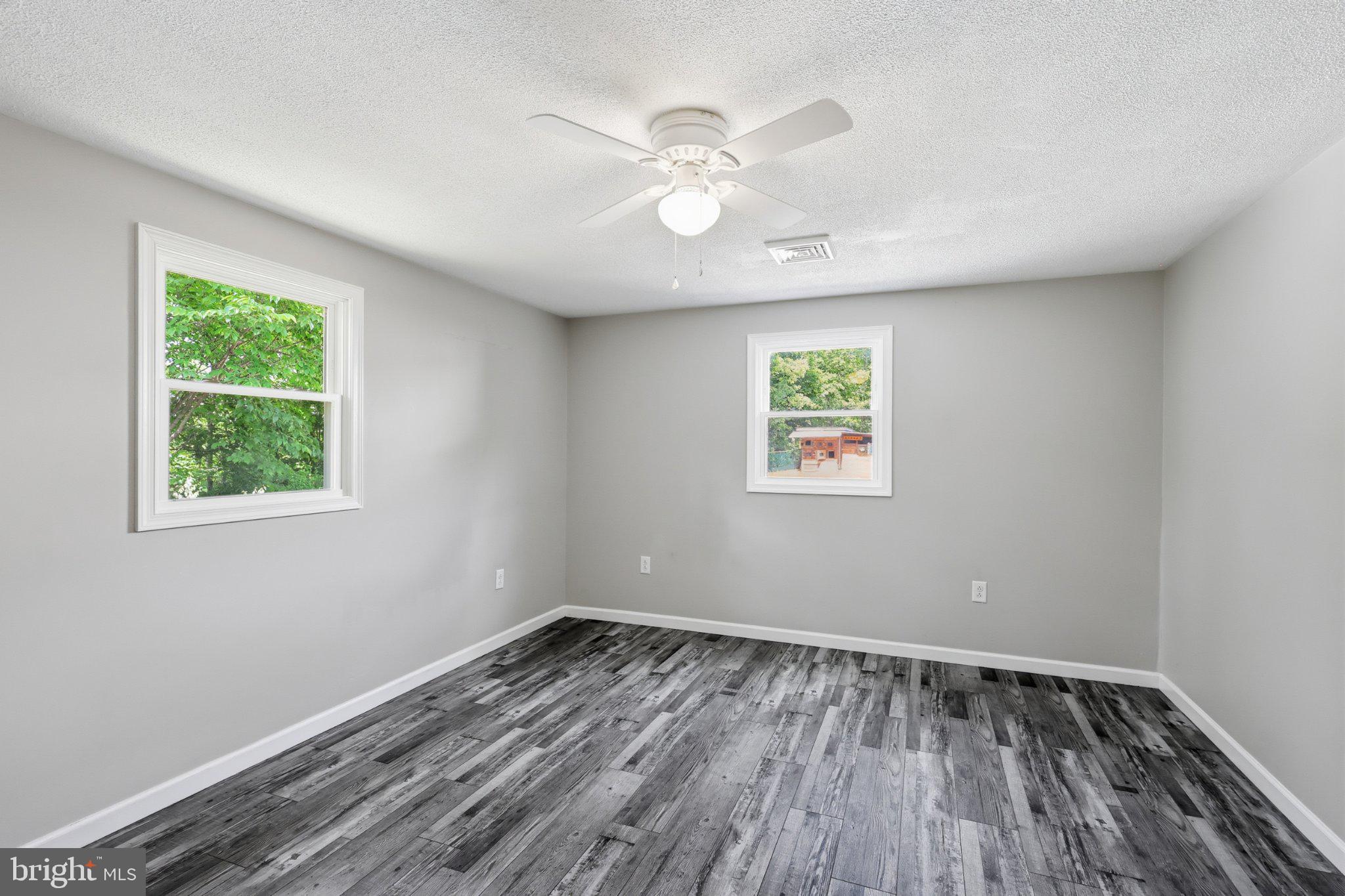 125 Ashland Drive Ridgeley, WV 26753 - Photo 21 of 41 Bright and airy blank canvas room.
