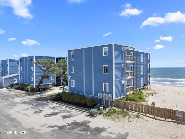 $179,500 | 2182 New River Inlet Road, Unit 279, North Topsail Beach, NC 28460