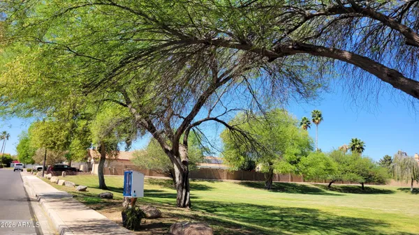 $585,000 | 649 East Ave Sierra Madre, Gilbert, AZ 85296