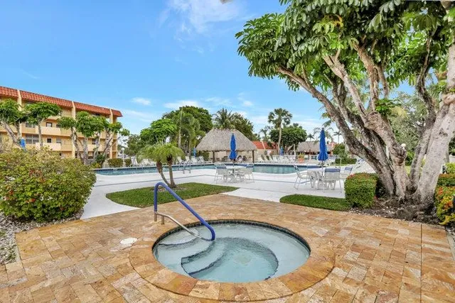 $3,000 | 777 South Federal Highway, Unit D 204, Pompano Beach, FL 33060