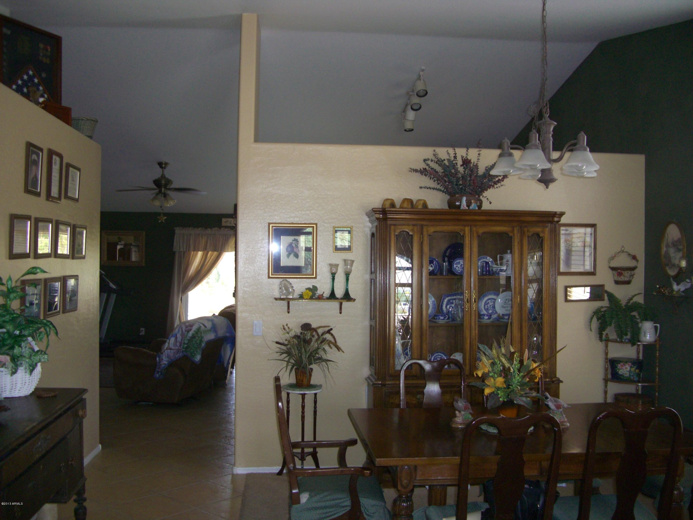 3021 West Pecan Road Phoenix, AZ 85041 - Photo 7 of 39 Short, 3021 W