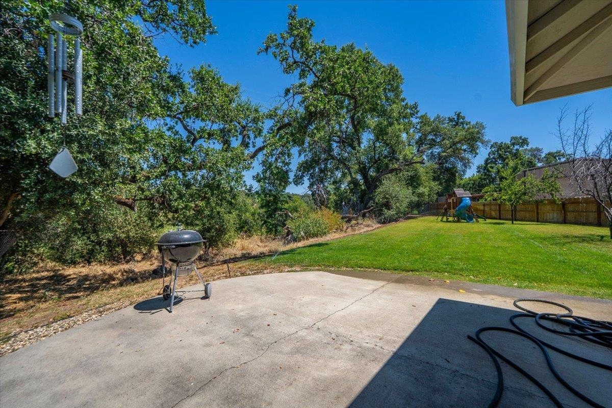 20669 Jessica Court Red Bluff, CA 96080 - Photo 34 of 47