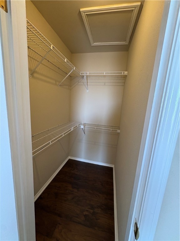 6702 Everhart Road, Unit Q102 Corpus Christi, TX 78413 - Photo 21 of 23 Primary bedroom