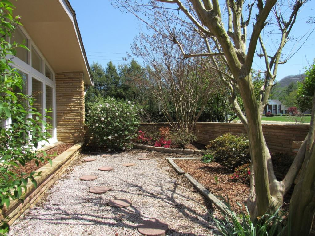 2008 Pendragon Road Kingsport, TN 37660 - Photo 4 of 30 Photo 4