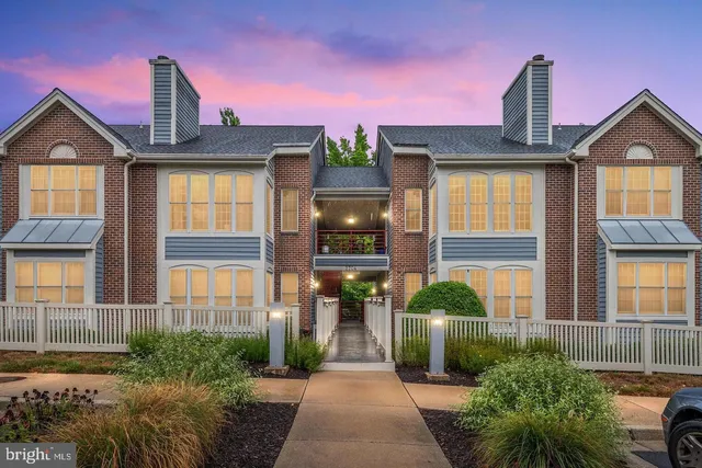 $365,000 | 2704 Summerview Way, Unit 103, Annapolis, MD 21401