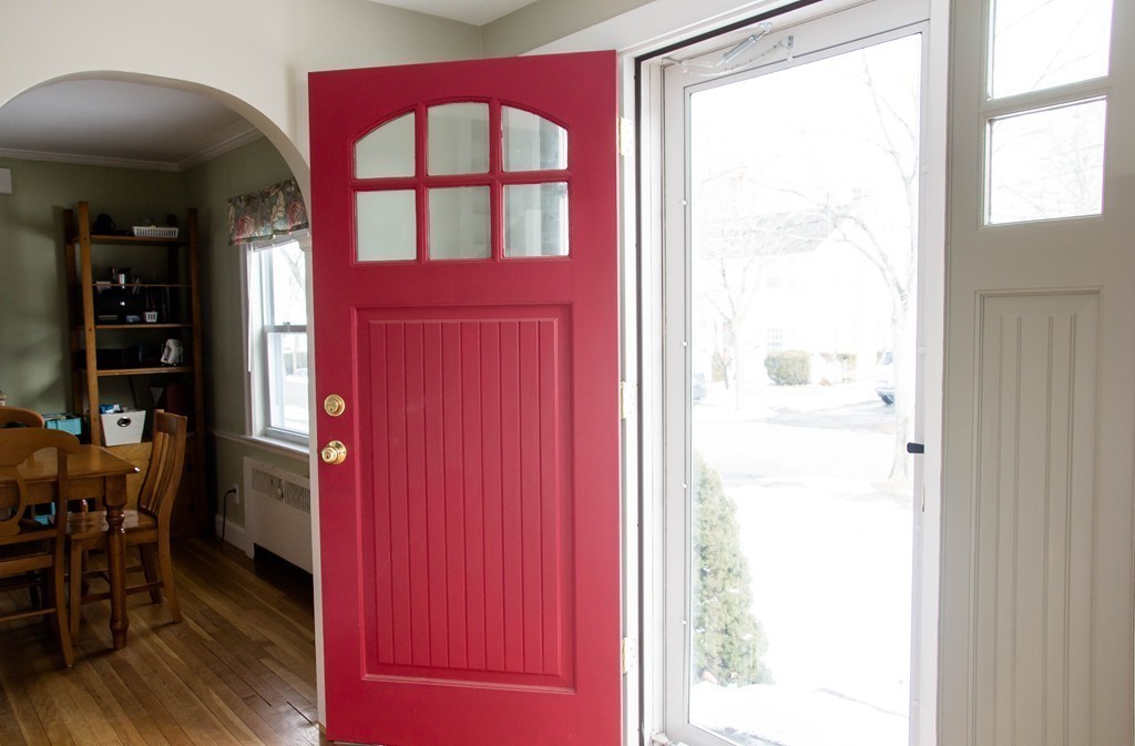 31 Morley Road Quincy, MA 02170 - Photo 4 of 22 Gallery Image 4