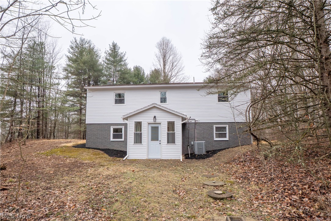 23095 Foster Road Wellington, OH 44090 - Photo 35 of 42 Gallery Image 35