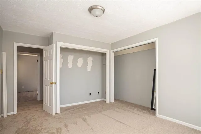 an empty room with window