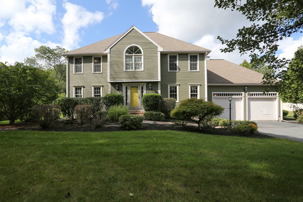 28 Ward Road Southborough, MA 01772 - Photo 1 of 22 Gallery Image 1