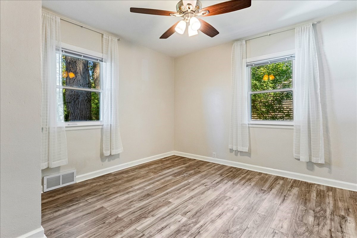 3436 Rudolph Road Eau Claire, WI 54701 - Photo 12 of 39
