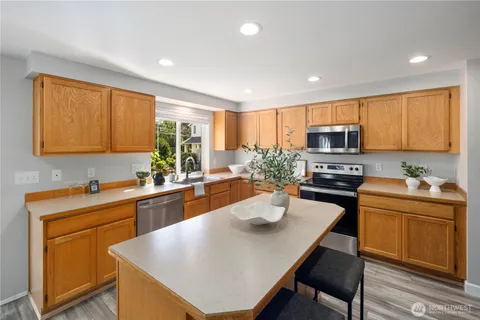 $730,000 | 19919 101st Avenue Southeast, Renton, WA 98055
