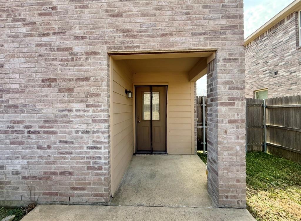 812 Parkplace Ridge Princeton, TX 75407 - Photo 15 of 17 Entrance to property featuring brick siding
