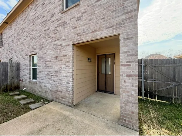 $1,650 | 812 Parkplace Ridge, Princeton, TX 75407