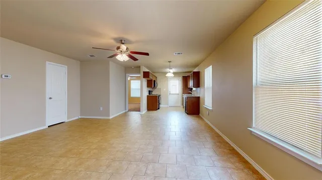 $1,695 | 812 Parkplace Ridge, Princeton, TX 75407