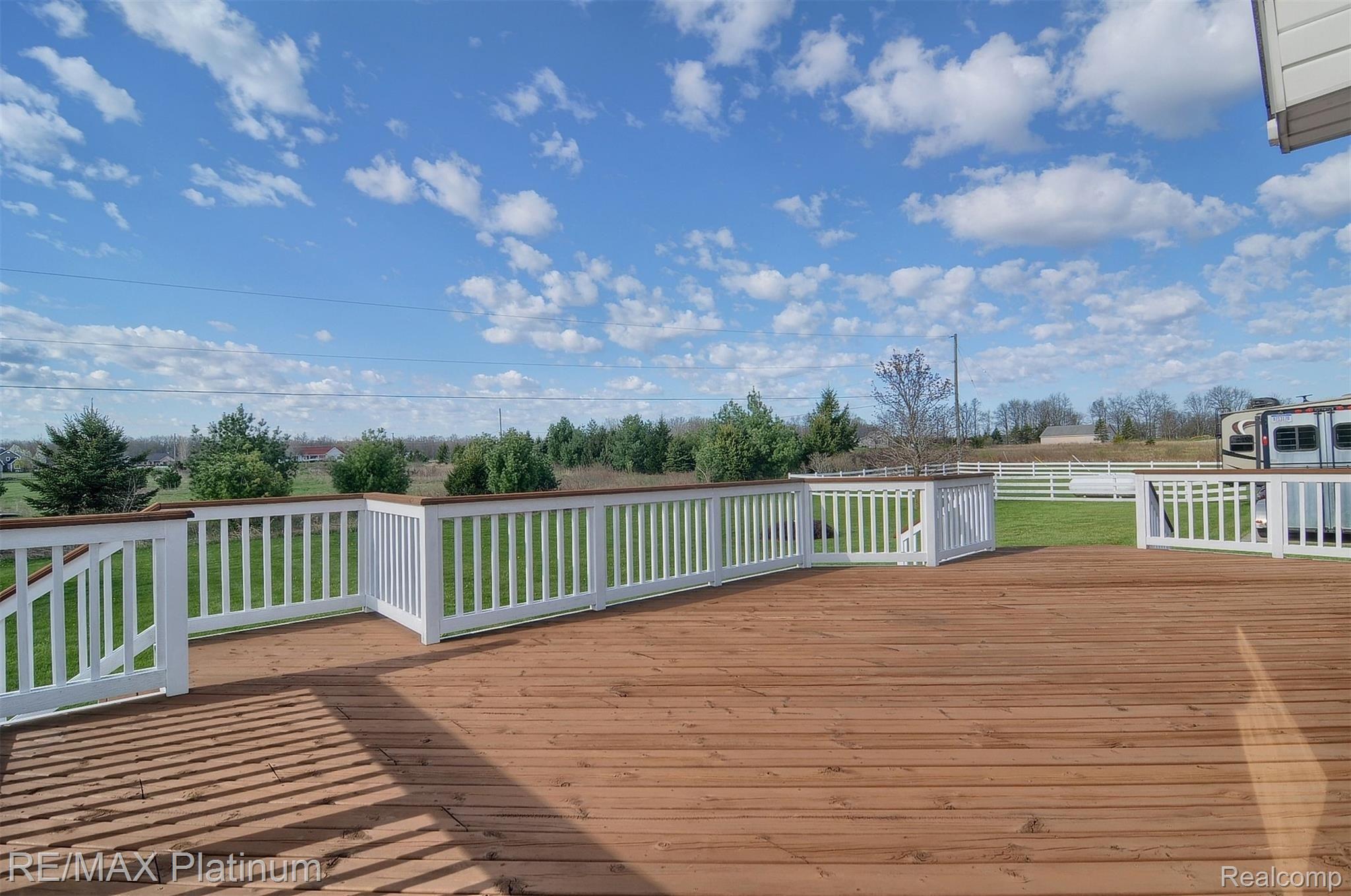 7766 Clyde Road Fenton, MI 48430 - Photo 28 of 31 28-Deck.jpg