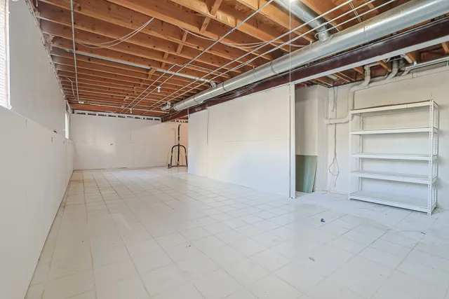 $350,000 | 2726 Hidden Glen Drive, Waukegan, IL 60085