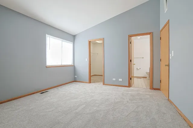 $350,000 | 2726 Hidden Glen Drive, Waukegan, IL 60085