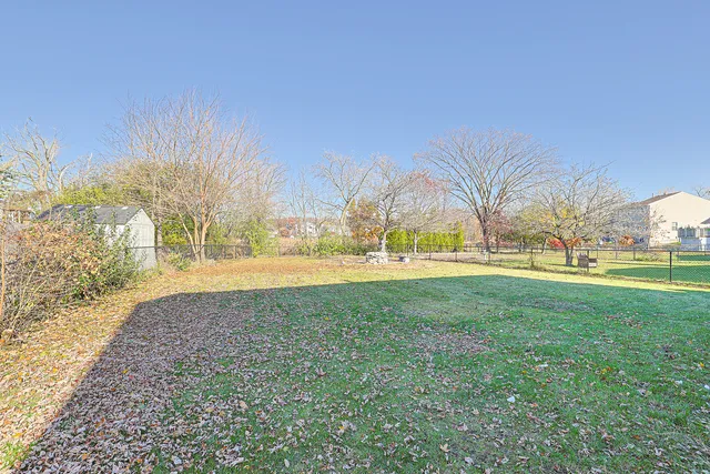 $350,000 | 2726 Hidden Glen Drive, Waukegan, IL 60085