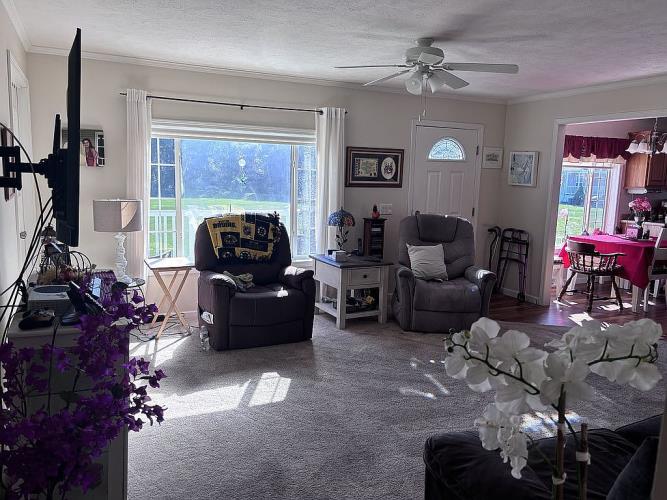 32 Kendall Court Raynham, MA 02767 - Photo 5 of 21