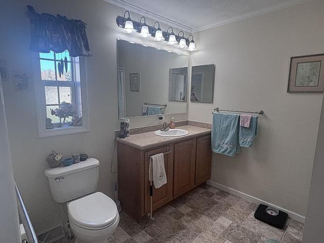 32 Kendall Court Raynham, MA 02767 - Photo 8 of 21