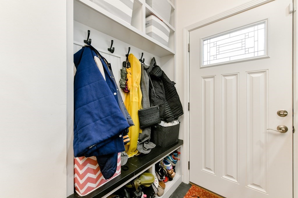 16 Ralston Road Boston, MA 02136 - Photo 18 of 25 Gallery Image 18