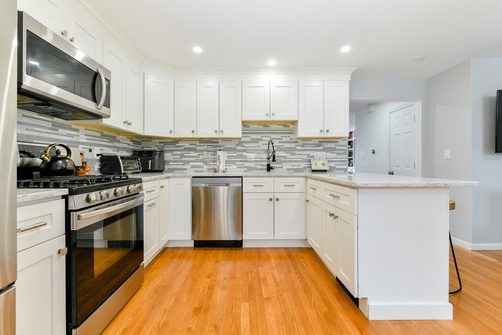 16 Ralston Road Boston, MA 02136 - Photo 8 of 25 Gallery Image 8