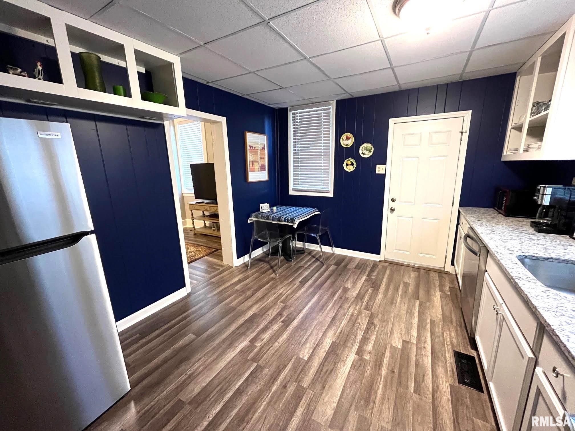 1011 Ohio Street Quincy, IL 62301 - Photo 3 of 23