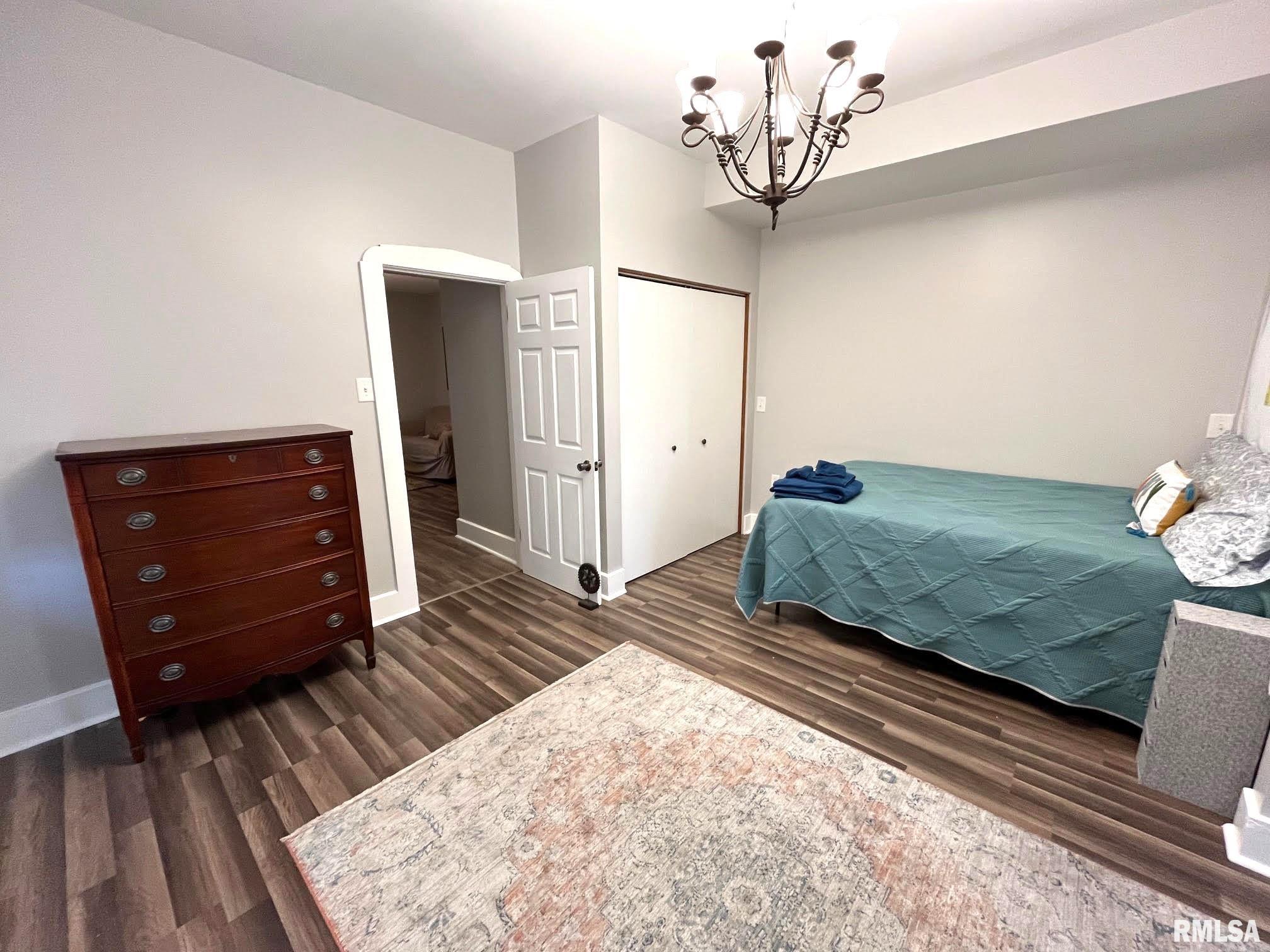 1011 Ohio Street Quincy, IL 62301 - Photo 9 of 23