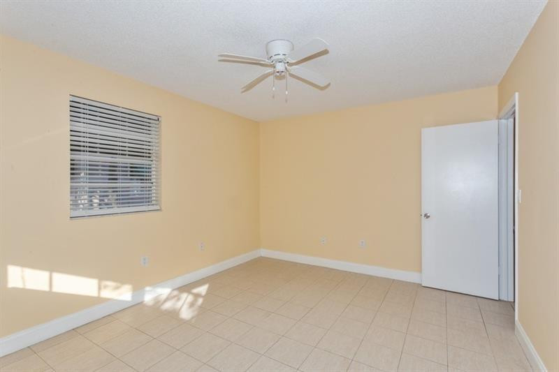 5200 Lake Loop Road Cooper City, FL 33330 - Photo 15 of 34 Photo 16