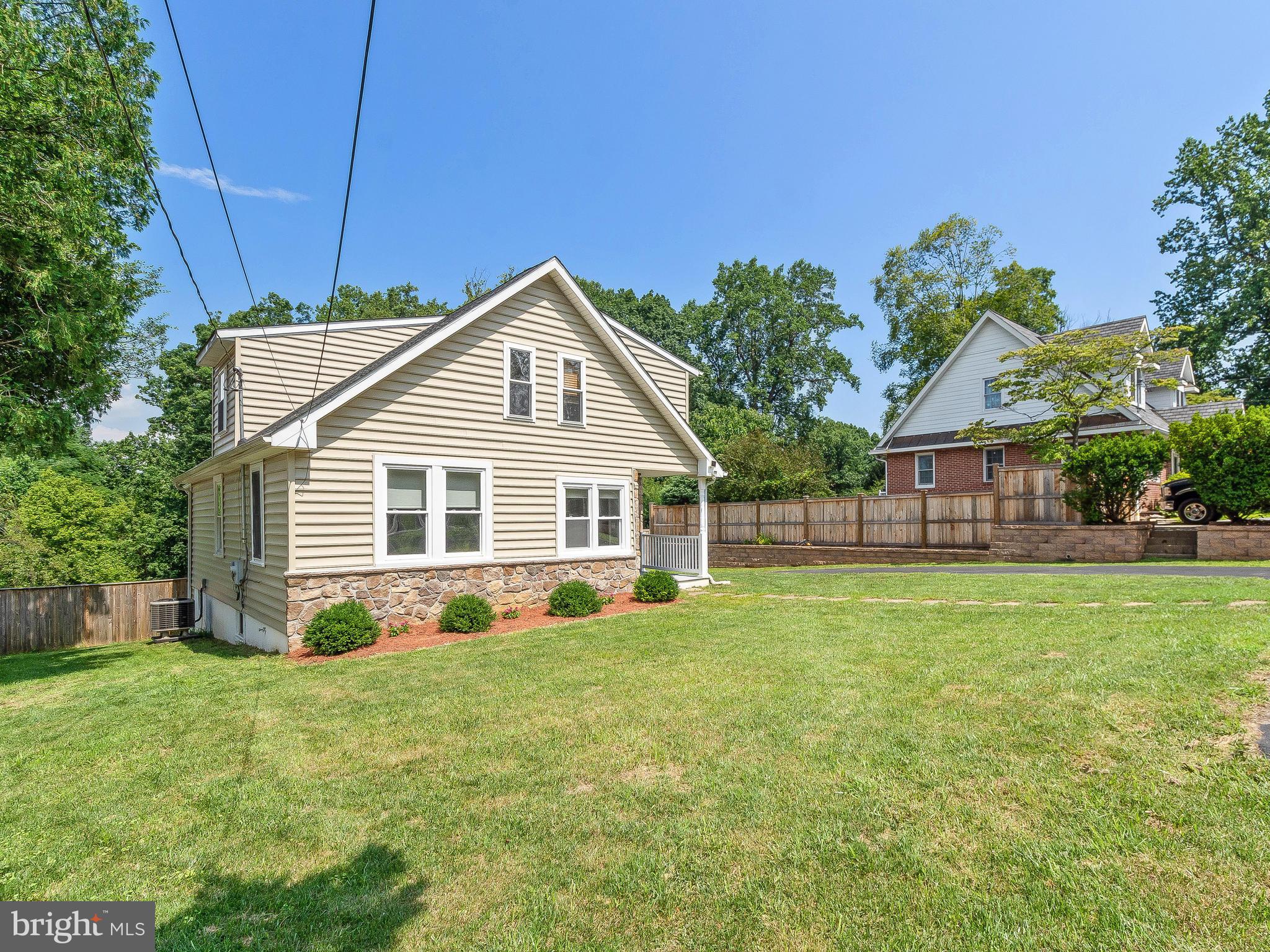 1418 Providence Road Towson, MD 21286 - Photo 3 of 30 Exterior (Front)