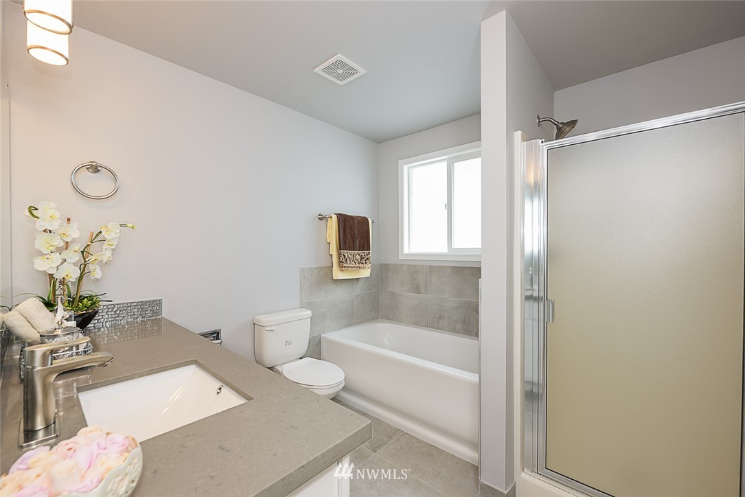 3320 189th Street Southeast Bothell, WA 98012 - Photo 13 of 21