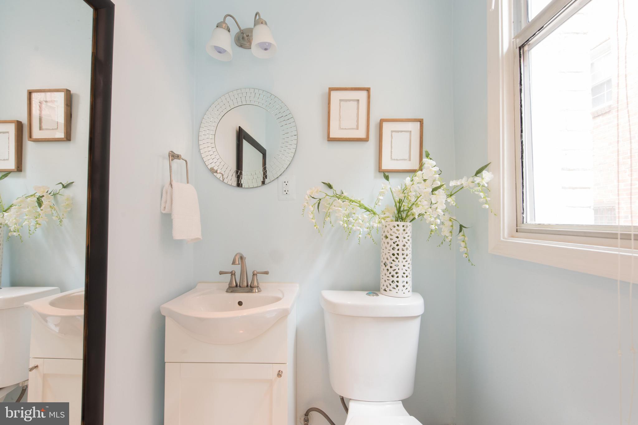 1828 Riggs Place Northwest, Unit 6 Washington, DC 20009 - Photo 9 of 23 Powder Room on Main floor