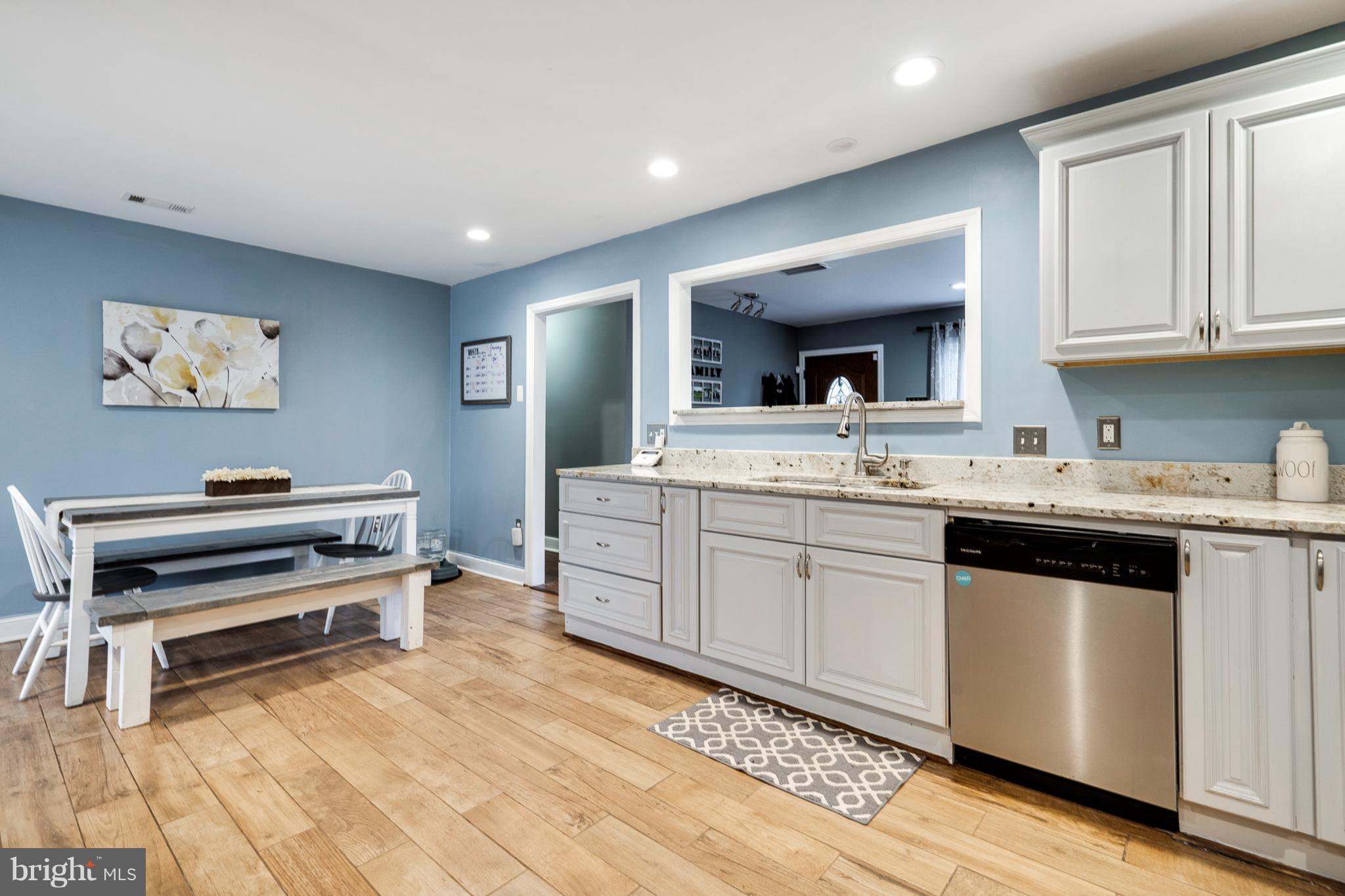 12807 Kahns Road Manassas, VA 20112 - Photo 14 of 60 Kitchen