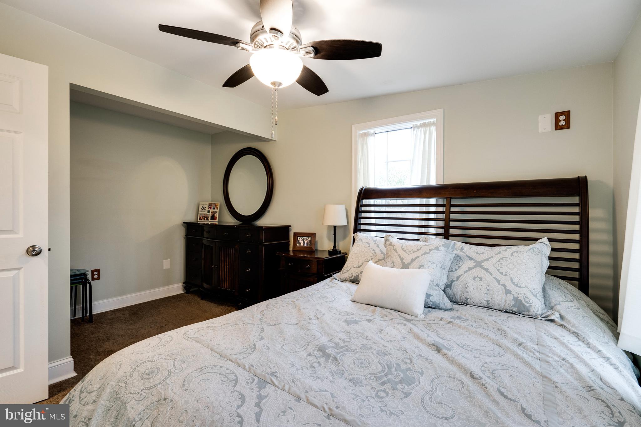 12807 Kahns Road Manassas, VA 20112 - Photo 35 of 60 Bedroom