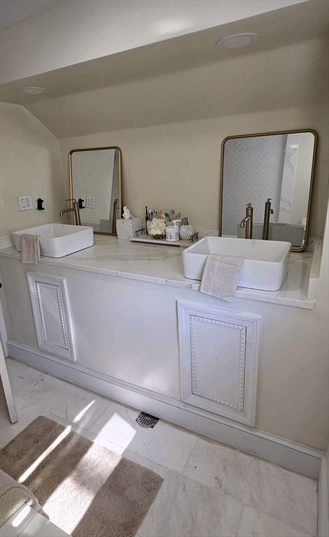 7 Coolidge Circle Easton, MA 02375 - Photo 6 of 12