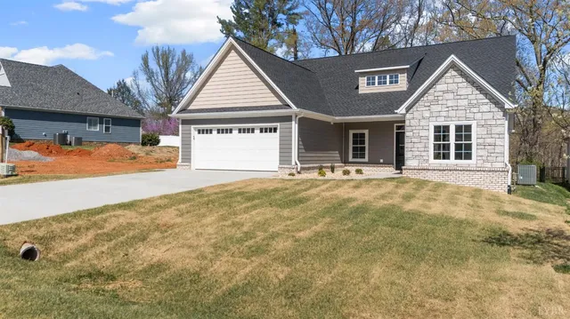 $534,900 | 117 Craftsman Way, Lynchburg, VA 24503