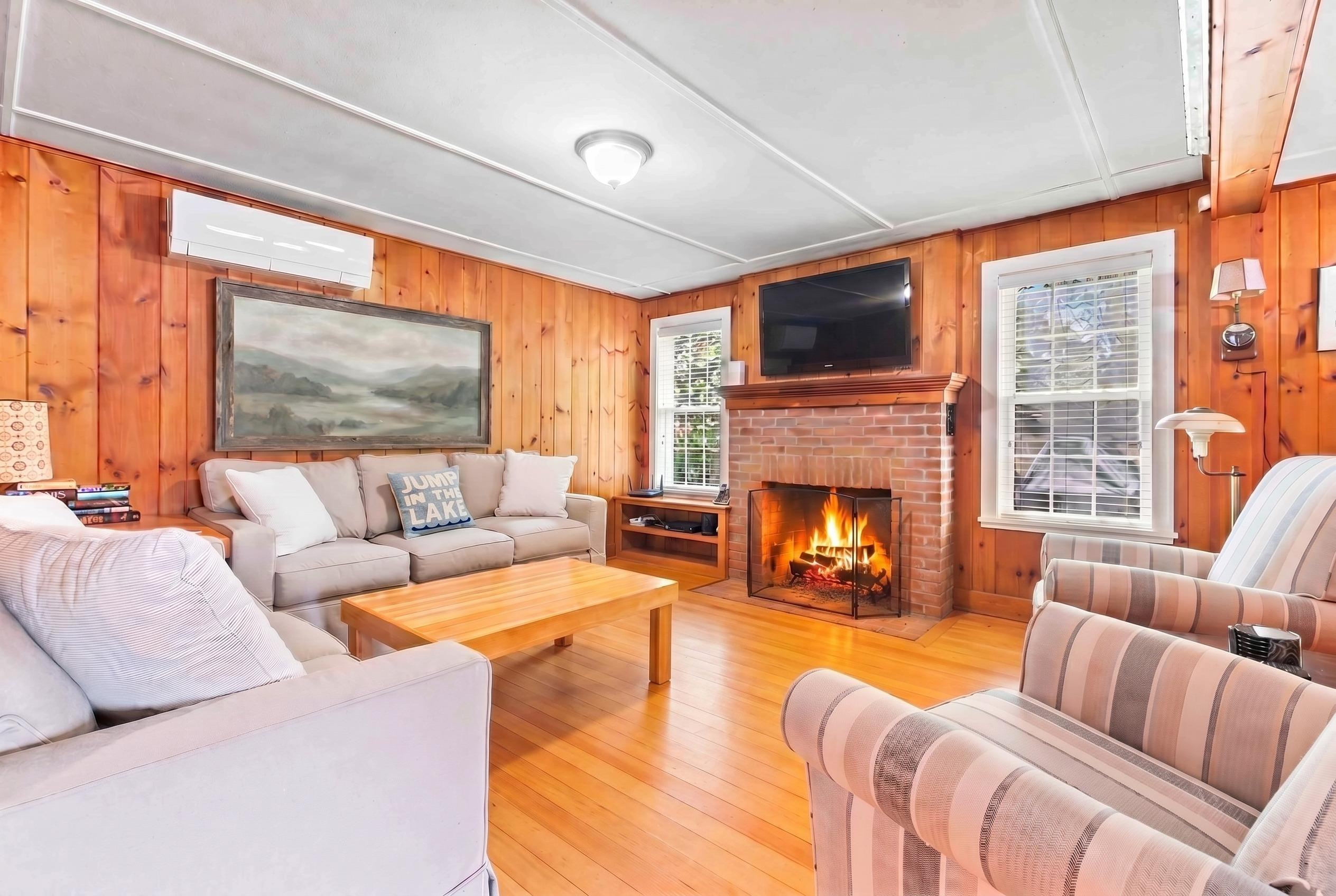 91 Lake Avenue Sunapee, NH 03782 - Photo 5 of 29