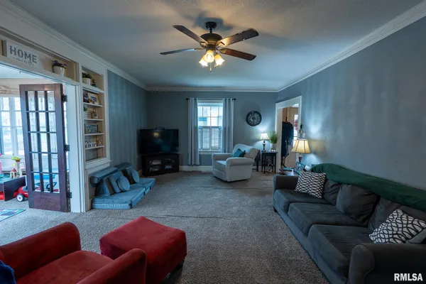 $244,900 | 2005 Grove Avenue, Quincy, IL 62301