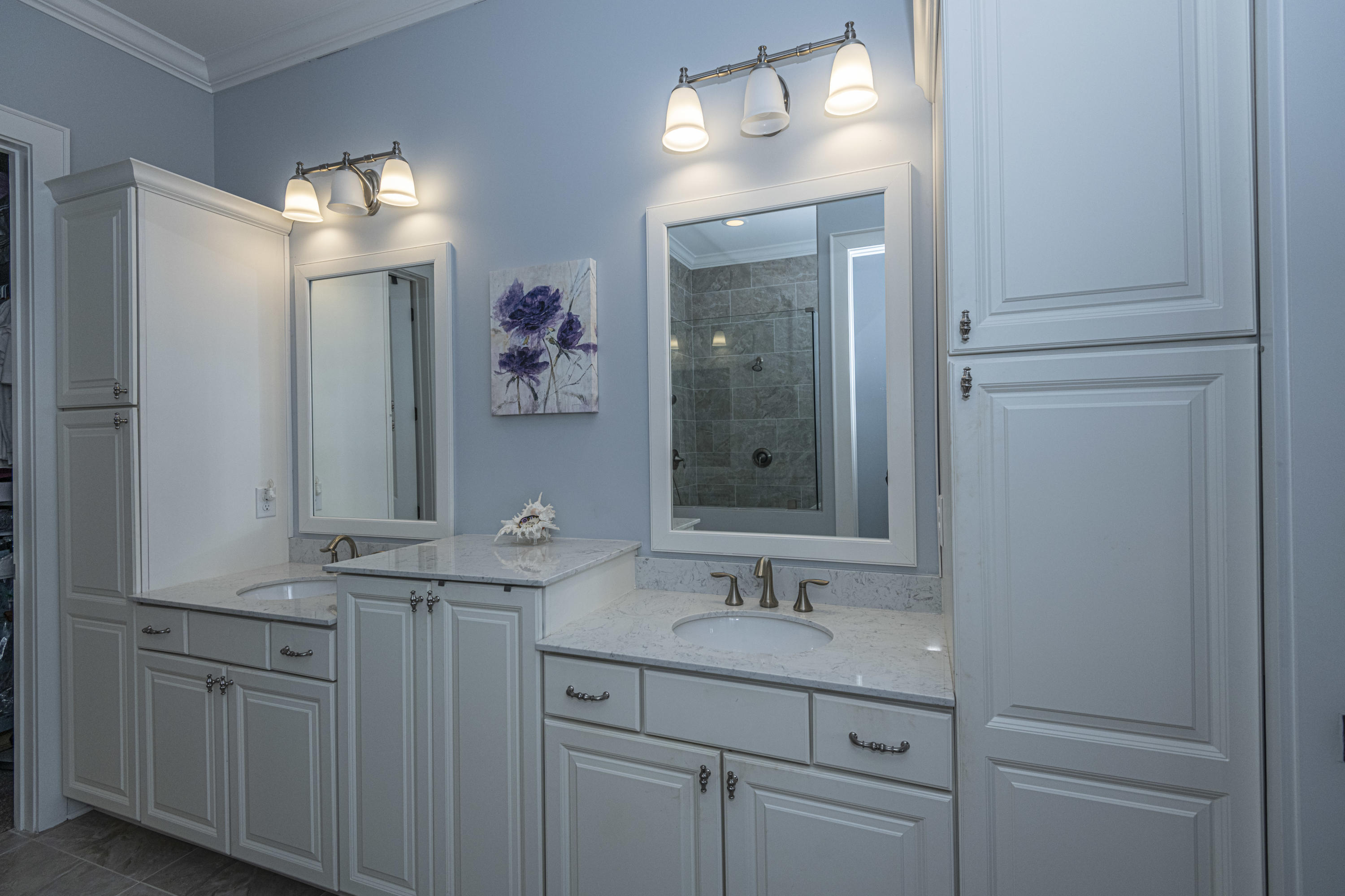 3146 Sturbridge Road Mount Pleasant, SC 29466 - Photo 22 of 59 Builts in in Master Bath